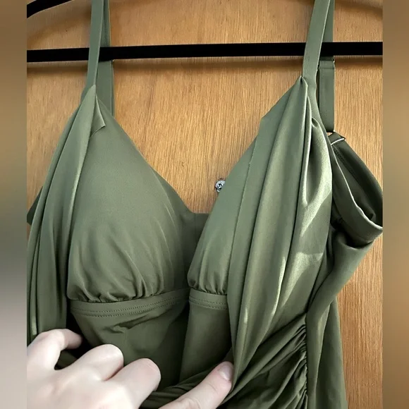 Olive green Jantzen one piece swimsuit, size 16. - Picture 2 of 5